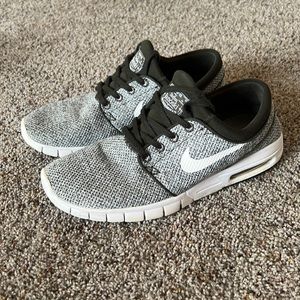 Nike SB Stefan Janoski Air Max Shoes Sequoia Mens 10.5